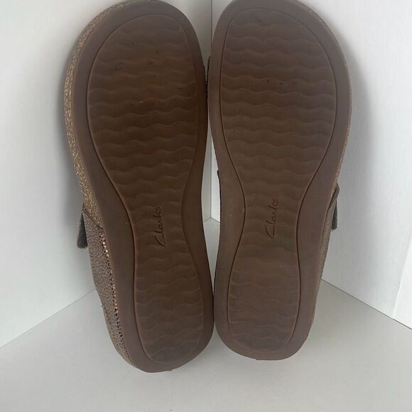 Clarks Artisan Collection Copper Metallic Stingray Embossed Leather Sandals 5.5 - Picture 7 of 8
